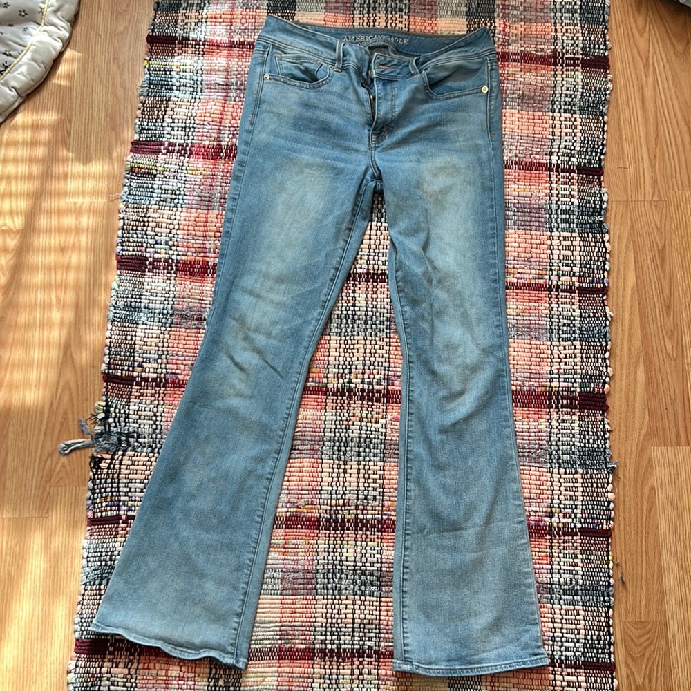 American Eagle women’s kick boot jeans